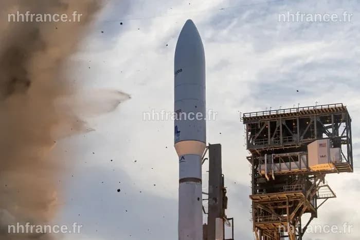 Atlas V rocket launches 29 Amazon internet satellites, ties record for heaviest payload it's ever flown
