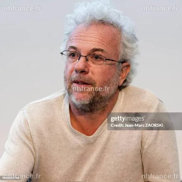Frédéric Lenoir et sa compagne