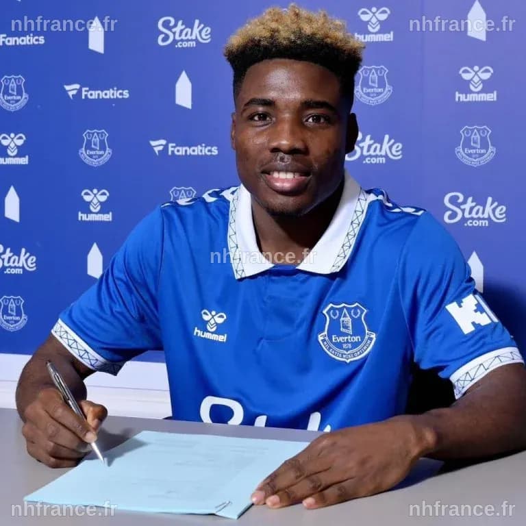 Kingsford Boakye : Manchester United prend une décision de transfert concernant l'ailier explosif