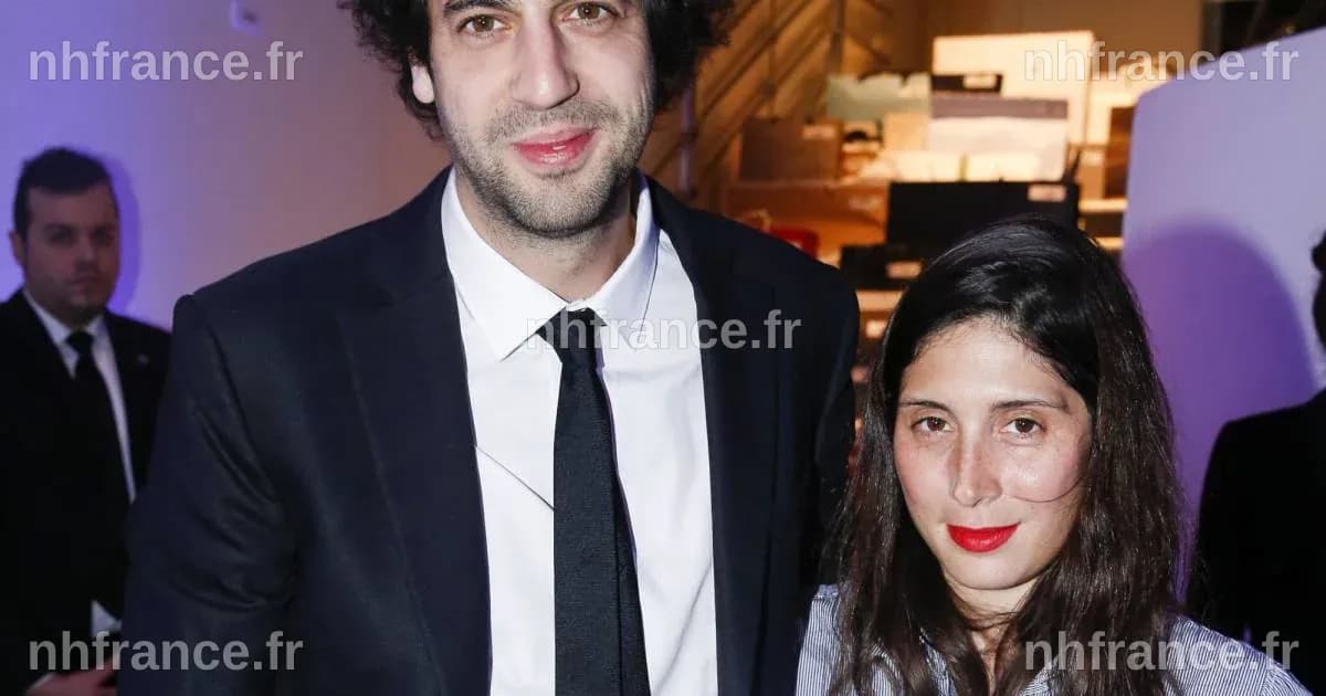 Max Boublil avec sa femme Virginie Benarroch.